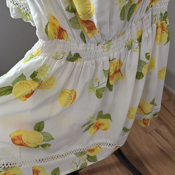 Saks Fifth Avenue Off the shoulder bell short sleeves dress romper Sz M - Picture 5 of 8